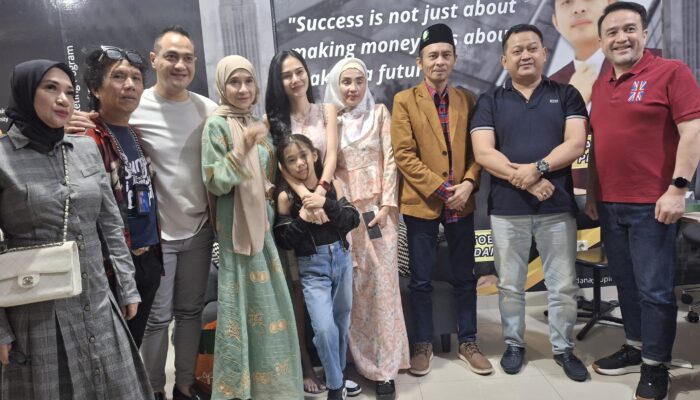 “Produk Kecantikan dan Kesehatan Malaysia Siap Ramaikan Pasar Indonesia, PT Perdana Grup Gandeng Artis Ternama sebagai Brand Ambassador”