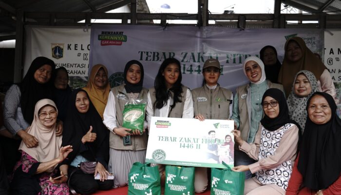 PARFI 56 Bersama Dompet Dhuafa Tebar Zakat Fitrah dan 300 Paket Sembako