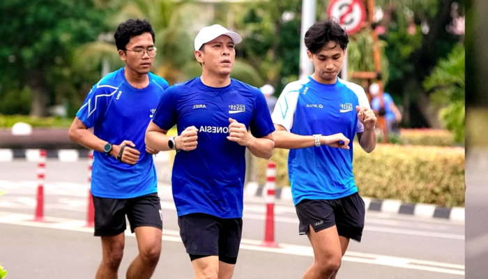 Vokalis NOAH, Ariel, Takjub Raih Finish di Tokyo Marathon 2025