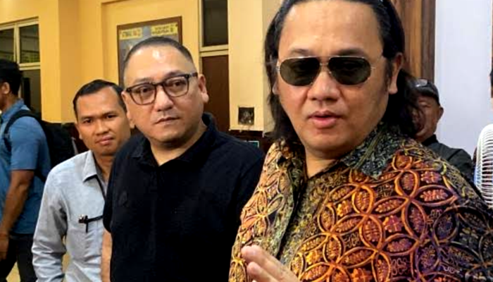 Farhat Abbas Berbalik Haluan, Dukung Nikita Mirzani Dipenjara 20 Tahun