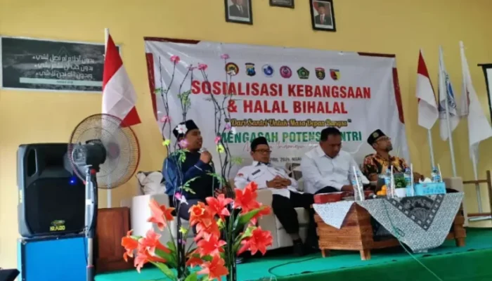 Perkuat NKRI, Santriwati Ponpes di Ngawi Dapat Sosialisasi dari Densus 88.