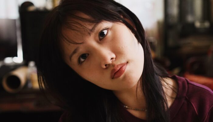 Rhyu Hadirkan Sentuhan Emosional Lewat EP Debut “It’s Pouring”