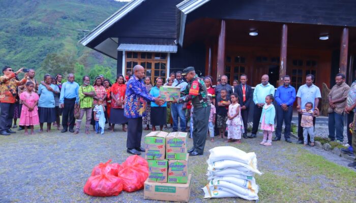 Hangatnya Paskah di Pegunungan: Kodim 1714/Puncak Jaya Tebar Kasih dan Harapan