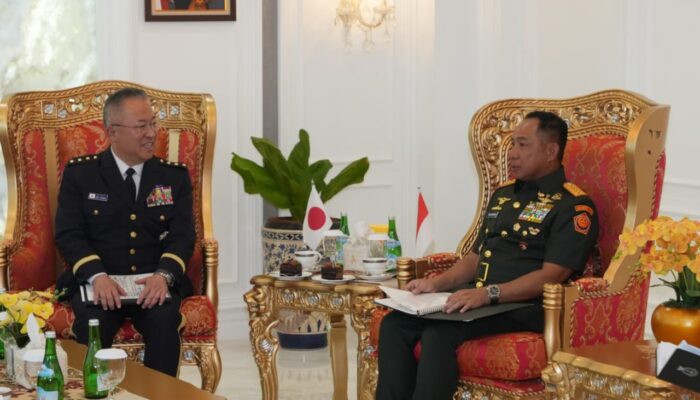 Panglima TNI dan Kepala Staf Gabungan Jepang Pererat Hubungan Pertahanan Lewat Pertemuan Hangat di Cilangkap