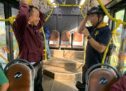 Hari Ini Walkot dan Wakil Walkot Jakarta Utara Ngantor Juga Gunakan Transportasi Umum.