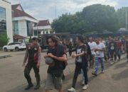 Polisi Tangkap 23 Preman Berkedok Jukir Liar dan Sita Uang Pungli dan Miras