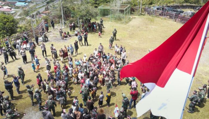 Merah Putih Raksasa Berkibar di Bukit Zaitun: Suara Persatuan dari Puncak Jaya