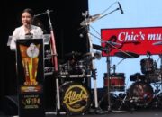 Prilly Latuconsina Raih Anugerah Kartini Musik dan Film