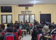 Di Tengah Ketegangan, Satgas Yonif 715/Motuliato Jadi Jembatan Damai di Puncak Jaya