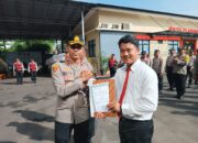 APEL PAGI DI POLSEK KELAPA GADING: PENINGKATAN DISIPLIN DAN PENGHARGAAN UNTUK ANGGOTA BERPRESTASI