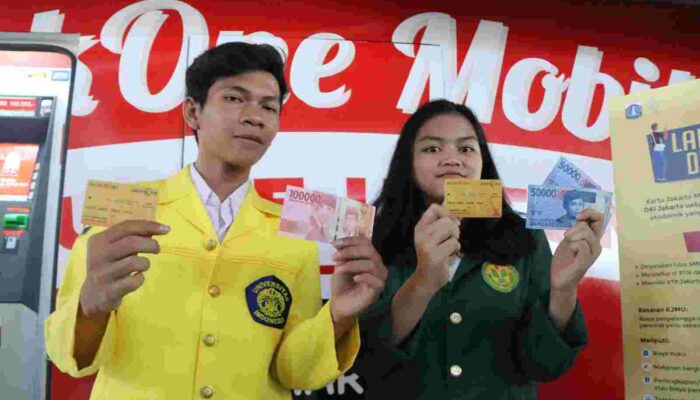 Gubernur Pramono Resmi Cairkan Beasiswa KJMU, Ada Perluasan Manfaat bagi Mahasiswa Jakarta