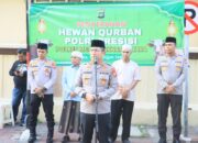 Polres Metro Jakarta Utara Serahkan Hewan Qurban ke Tokoh Agama dan Masyarakat Jelang Idul Adha 1446 H