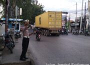 Gatur Lalin Polsek Bekasi Barat Buat Kenyamanan Pengguna Jalan.