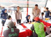 Polres Metro Jakarta Utara Gelar Bakti Kesehatan Gratis untuk Ojol dan Warga dalam Rangka HUT Bhayangkara ke-79