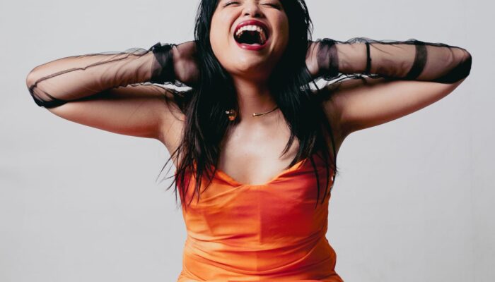 Menutup EP nya di tahun ini, Karina Christy kembali dengan “Terserah”, Lagu yang Bercerita Mengenai Perasaan Lelah Terhadap Hubungan Asmara