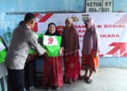 Polsek Bekasi Selatan Salurkan Bantuan Sosial kepada Lansia dalam Rangka Hari Bhayangkara ke-79