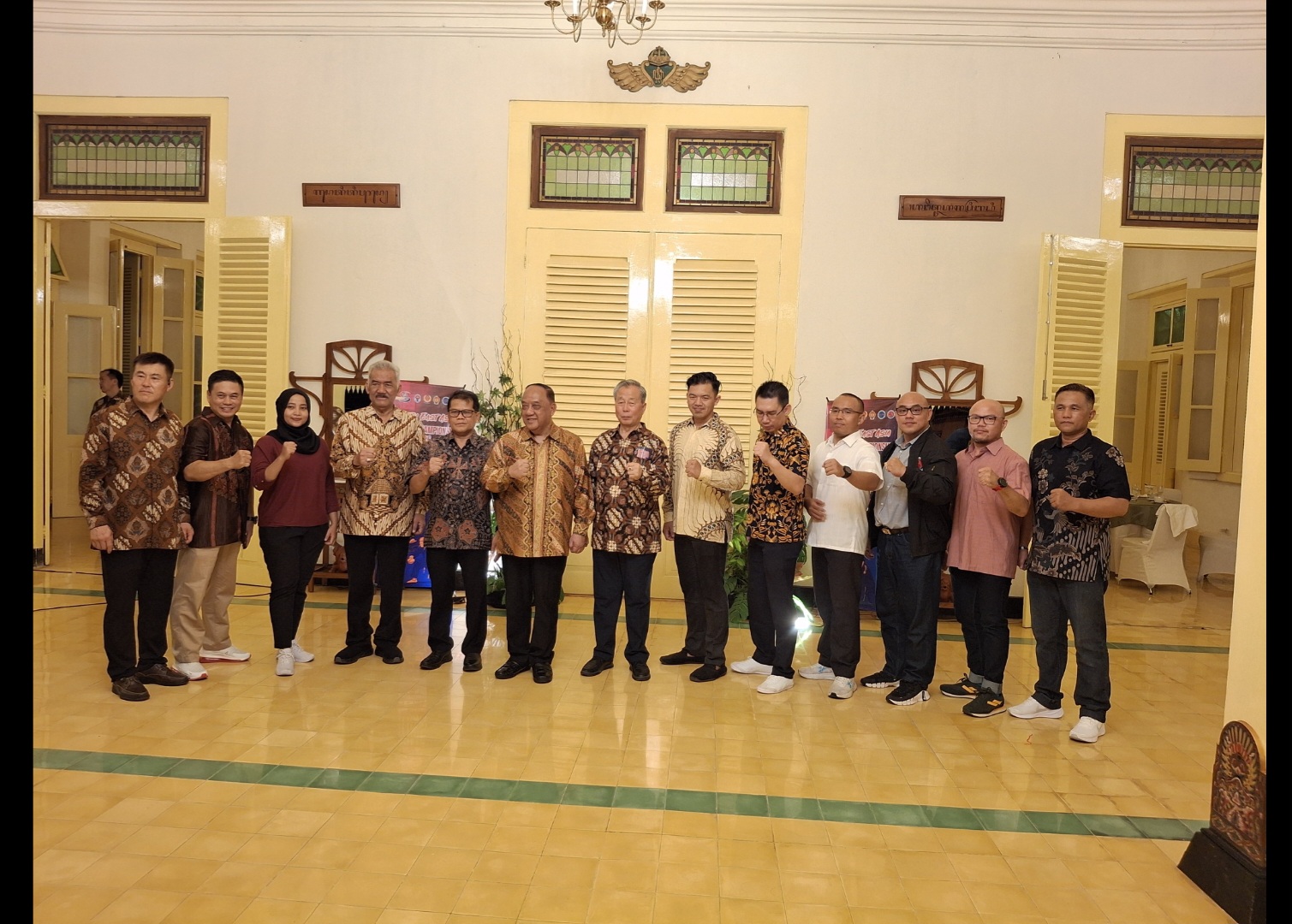 Sebelah pak agus, Ketua PPHI ( Pengurus Pusat Hapkido Indonesia, GBPH PRABUKUSUMA, PRESIDENT WORLD HAPKIDO MARTIAL ART FEDERATION, GRAND MASTER DON OH CHOI