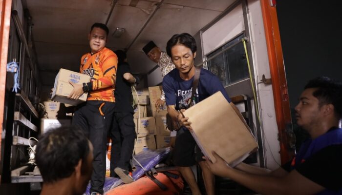 Bantuan Penyintas Kebakaran di Kapuk Muara Terus Berdatangan