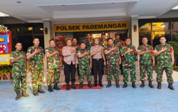 Koramil 02/Penjaringan Berikan Kejutan Ucapan Selamat HUT Bhayangkara ke-79 di Mapolsek Pademangan