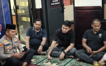 Syukuran dan Santunan Anak Yatim Meriahkan Peringatan HUT Bhayangkara ke-79 di Polsek Pademangan