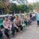 Sebagai Bentuk Empati, Kapolsek Bekasi Barat Melaksanakan Takziah Warga Yang Meninggal
