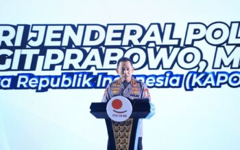 Kapolri Terima Penghargaan dari ITUC-AP, Tegaskan Komitmen Polri Kawal Kesejahteraan Buruh dan Stabilitas Industri