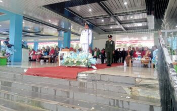 Satgas TMMD Kodim 1506/Namlea Ikuti Upacara HUT Ke-80 Kemerdekaan RI di Alun-Alun Kota Buru Selatan