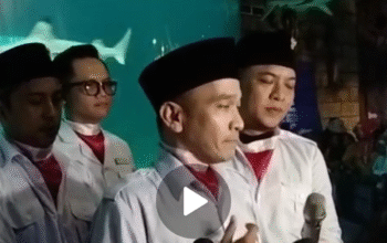 Meriahkan HUT ke-80 RI, Ruben Onsu Kibarkan Bendera Merah Putih di Akuarium Raksasa SeaWorld