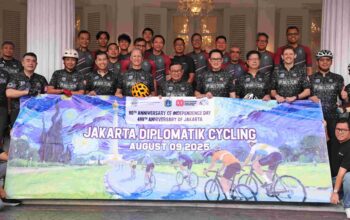 Gubernur DKI Jakarta  Pramono Dorong Diplomasi Publik Lewat Jakarta Diplomatic Cycling