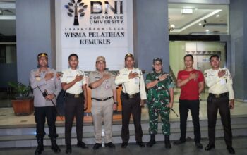 Sinergi TNI–Polri dan Pemkot Jakbar, Patroli Malam Wujud Hadirnya Negara di Tengah Warga