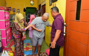 PANGKOLINLAMIL DAN KETUA GABUNGAN JALASENASTRI TUNJUKKAN KEPEDULIAN, JENGUK PRAJURIT YANG TENGAH SAKIT