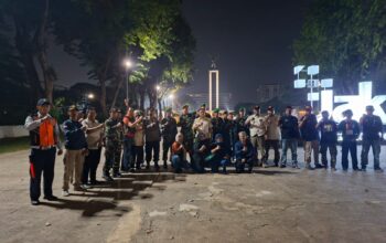 Babinsa Koramil 02/Sawah Besar Laksanakan Patroli serta Pos Kamling Bersama Tiga Pilar dan Komponen Masyarakat