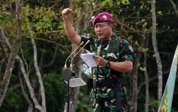 Komandan Kodikmar Pimpin Langsung Penutupan Pendidikan Komando (Dikko) Marinir 176