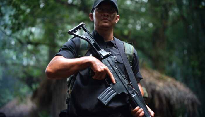 Iko Uwais Debut Sutradara Lewat Timur, Film Laga dengan DNA Baru Perfilman Indonesia