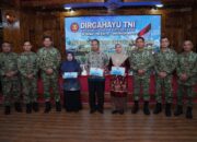 Panglima TNI Serahkan Santunan kepada Ahli Waris Prajurit Gugur Saat Rangkaian HUT ke-80 TNI