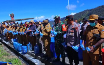 Kodim 1714/PJ Dukung Pemda Dalam Pemusnahan Miras di Kabupaten Puncak Jaya