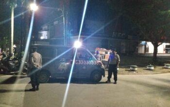 POLSEK RAWA LUMBU GELAR PATROLI SKALA SEDANG DAN KRYD UNTUK CIPTAKAN SITUASI KONDUSIF
