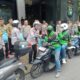 Gelar Jumat Peduli, Polda Metro Jaya Salurkan 400 Paket Sembako Untuk Pengemudi Ojek Online
