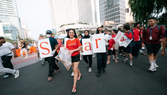 Andien Ajak Masyarakat Jaga Lingkungan Lewat Aksi Plogging Menjelang Konser Suarasmara