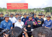 Pasmar 2 Menanam 1180 Pohon dan Bakti Sosial 500 Box Sembako.