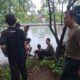Sigap dan Responsif: Bhabinkamtibmas Koja Selamatkan Remaja yang Hampir Tenggelam