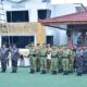 PANGKOLINLAMIL HADIRI UPACARA PENYAMBUTAN SATGAS PAMTAS RI–PNG YONIF 312/KH DI KOLINLAMIL