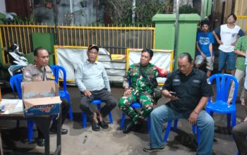 Wujudkan Wilayah Aman, Kodim 0505/JT dan Komduk Gelar Patroli Siskamling Keliling di Kramatjati