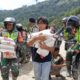 Babinsa Tempuh Medan Berat Antar Bantuan ke Desa Terisolir di Ketambe Aceh Tenggara