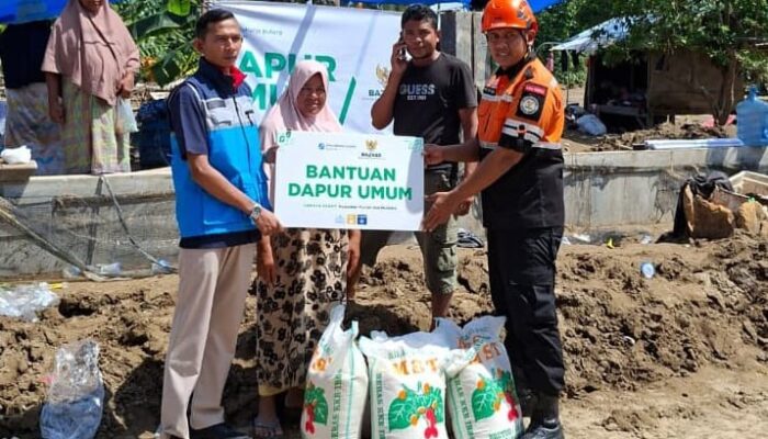 Jasaraharja Putera Unit Syariah Bersama BAZNAS Dirikan Dapur Umum Bagi Korban Banjir di Sumatera